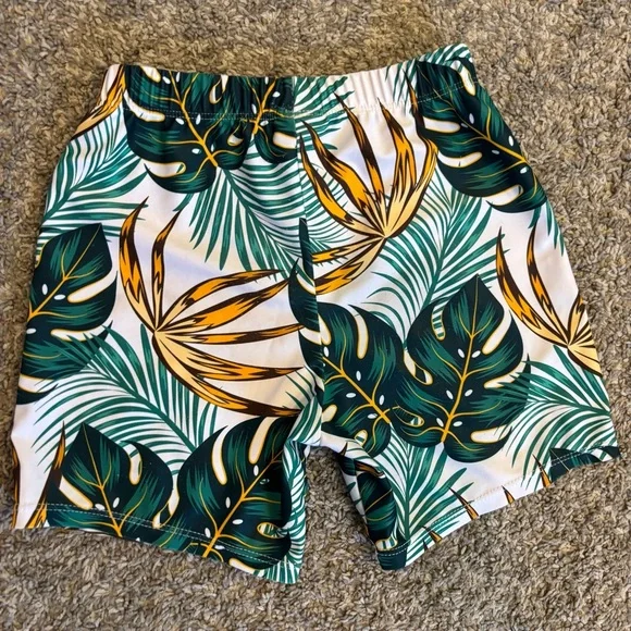 Boys Tropical Swim Set - Black UPF Sun Protection Rash Guard, Patterned Trunks - Picture 6 of 13